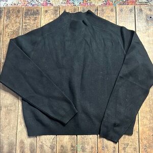 Women’s Black Zyia Active sweater